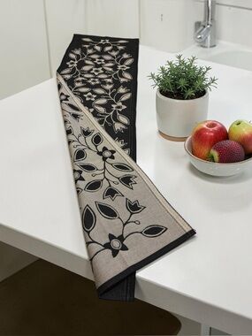 Ekelund Table Runner Dresser Scarf Classic Black Gray Floral Reversible Sweden
